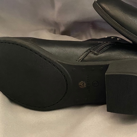 Ankle Boots - Picture 4 of 4